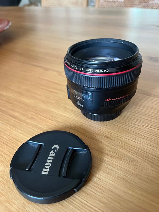 Objetiva Canon EF 50mm f/1.2L USM
