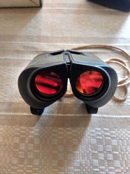 Бінокль 10-30x25 Mini Zoom: тактичний, спортивний, для полювання