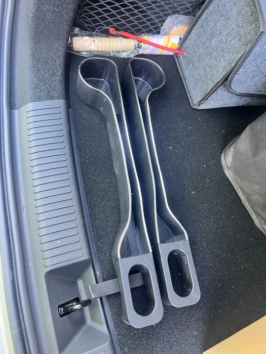 Uchwyty do samochodu /organizer między fotelem a konsolą / 2 sztuki