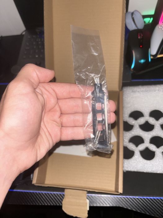 Placa gráfica Nvidia t1000 4gb nova, ainda selada na caixa