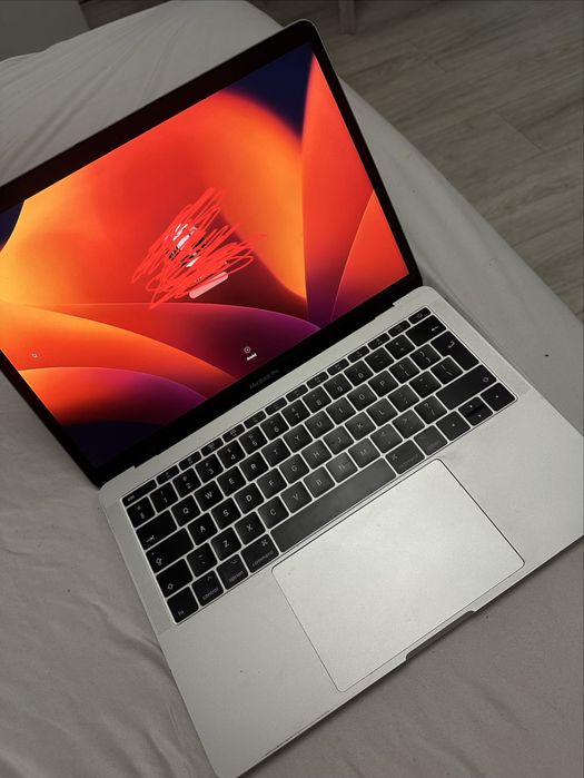 Macbook Pro A1708 2017 13.3” Intel Core i5