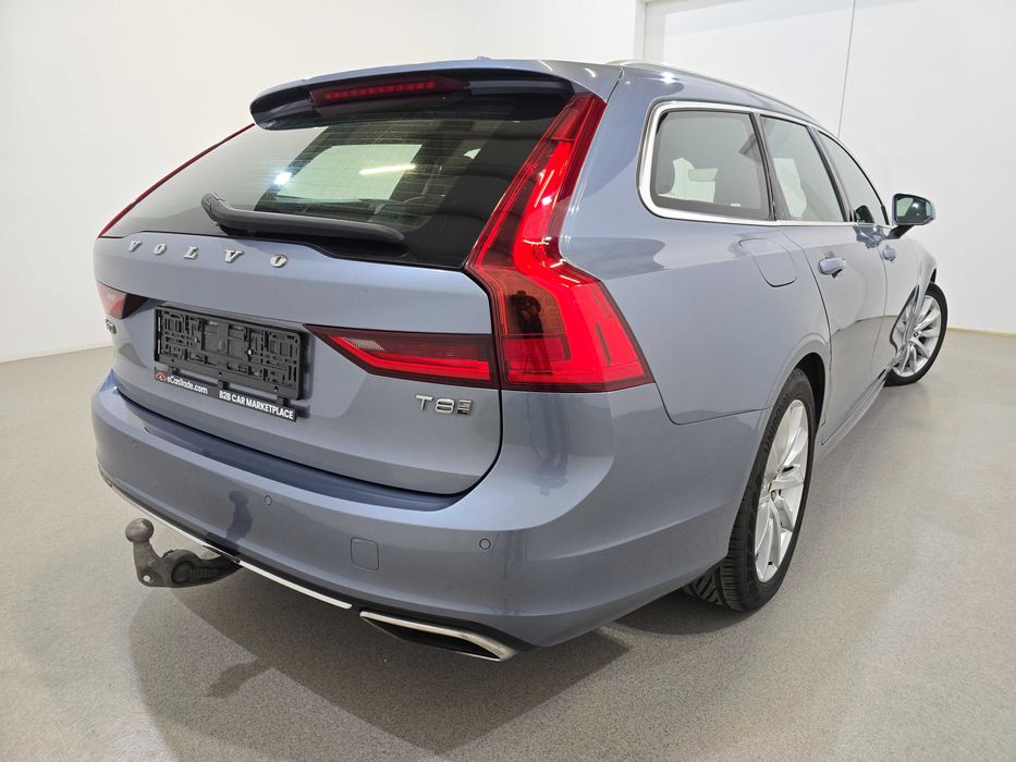 Volvo V90 T8 PHEV Momentum