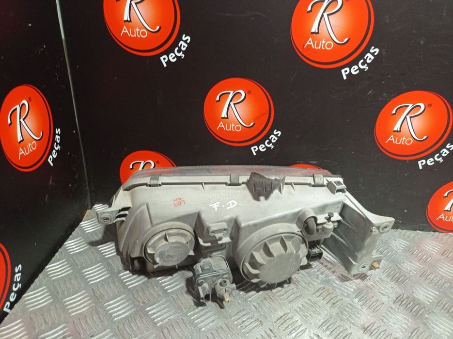 Ótica Dto Hyundai H-1 / Starex Veículo Multiuso (A1)