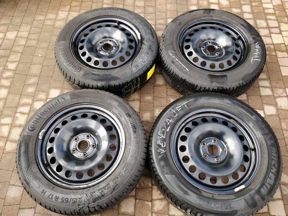 3429. Koła zimowe Golf Passat Octavia 5x112 205/50/17 8.5-9mm Goodyear