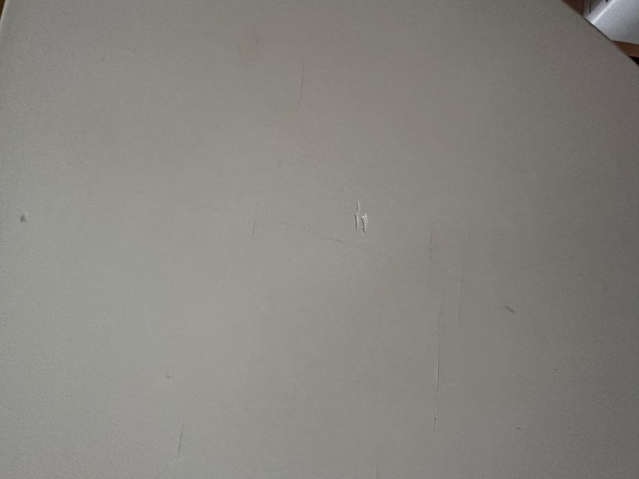 Półokrągły stolik konsola