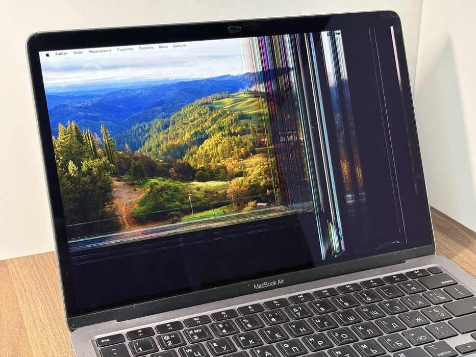 Macbook Air 13” Space Gray 8/256GB (A2337)