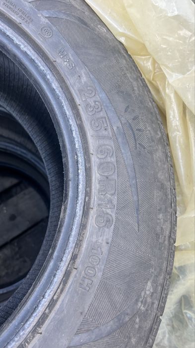 Шини літні 235/60 р16