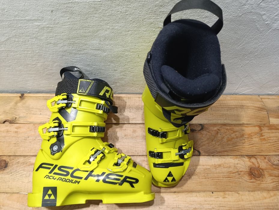 Nr 87 Buty narciarskie dziecięce FISCHER Rc4 Podium 70 / 22.5 cm
