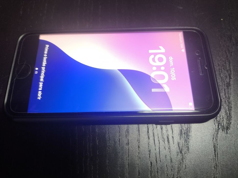 iPhone SE 2020 2ª geração 128GB