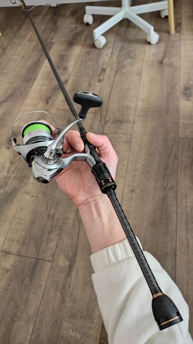 Спінінговий комплект Azura Vesta 2.38м 1-14г + Daiwa  Exceler LT 3000С
