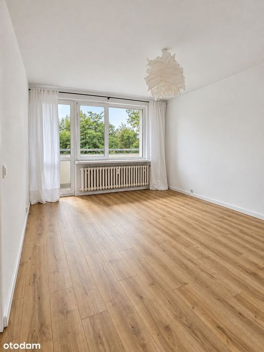 Jasne mieszkanie z balkonem w Sosnowcu, 44 m²