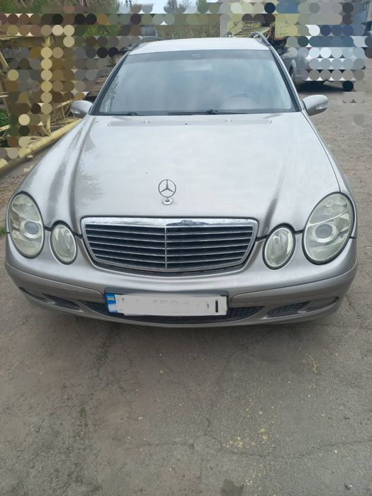 Mercedes-Benz  E 220 W211