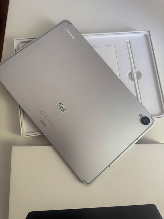 Samsung Tab S11 128gb 5g com caixa e caneta