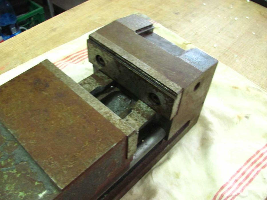 Profesjonalne imadło maszynowe do frezarki frezerskie  CNC KESEL NC125