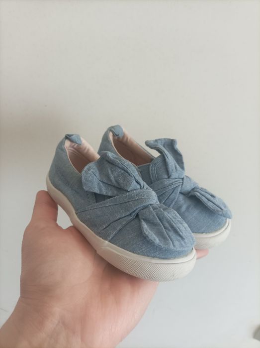 Кеди,балетки H&M 23 розмір 13,5 см устілка