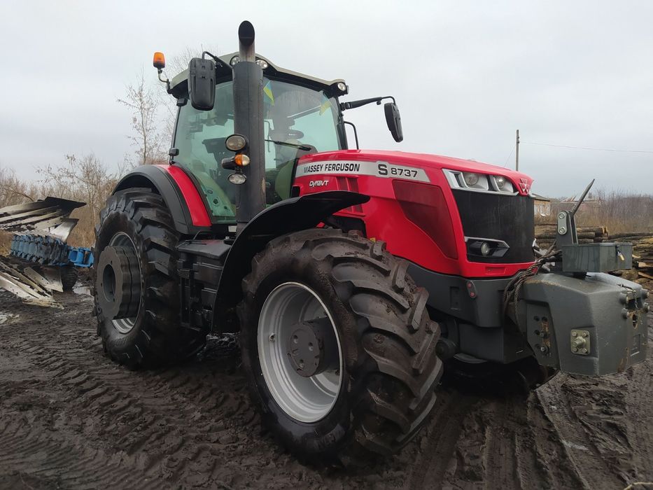 Трактор Massey Ferguson 8737 S