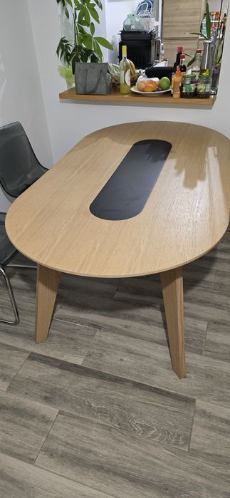 Mesa de Jantar em carvalho claro