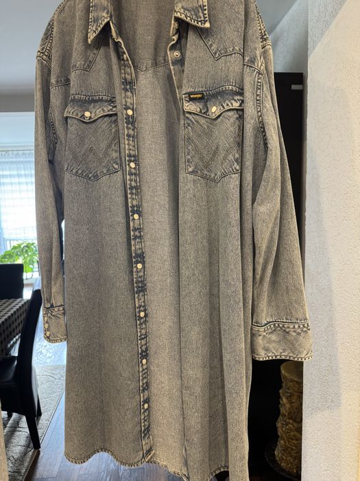 Plaszczyk damski dzinsowy nowy