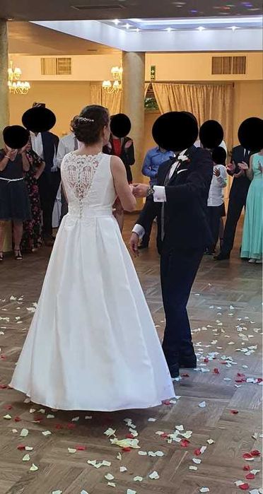 Zjawiskowa suknia ślubna