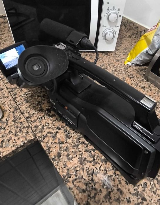 Kit Câmara de Vídeo Profissional Sony HVR-HD1000E + Acessórios