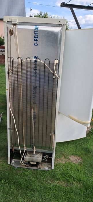 Продаю холодильник