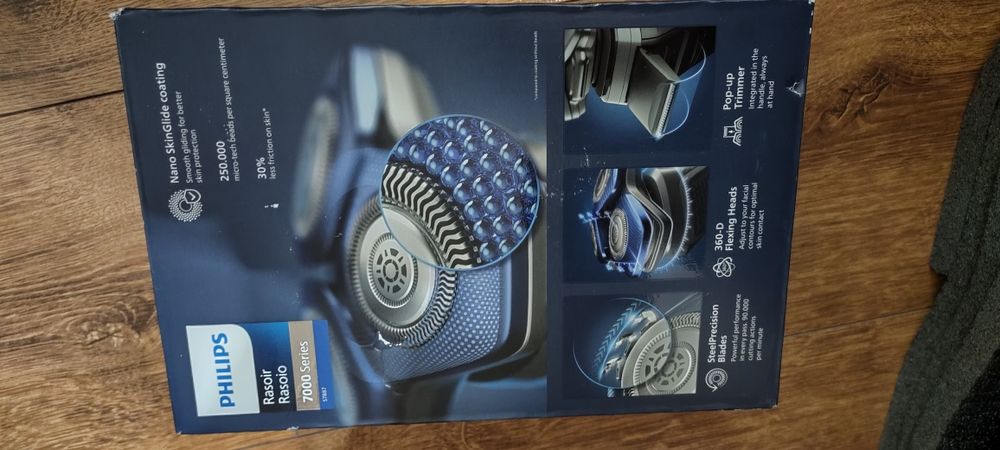 Бритва Phillips shaver 7000 series  skin IQ 7886