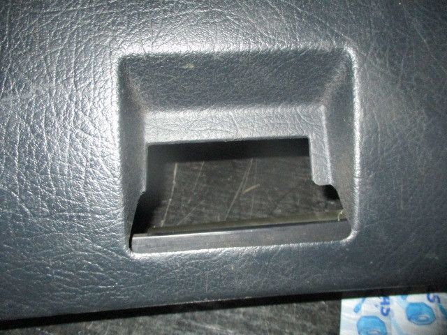 Porta luvas AUDI 100 (4A2, C4)