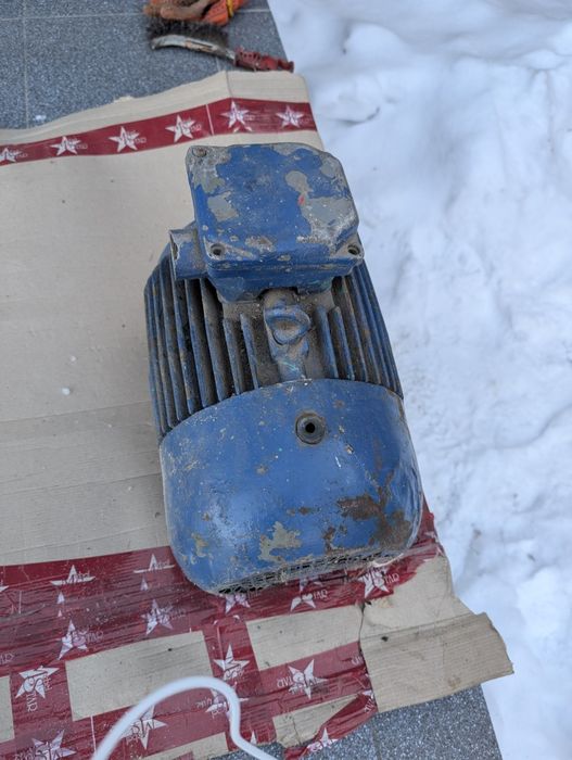 Продам електродвигун