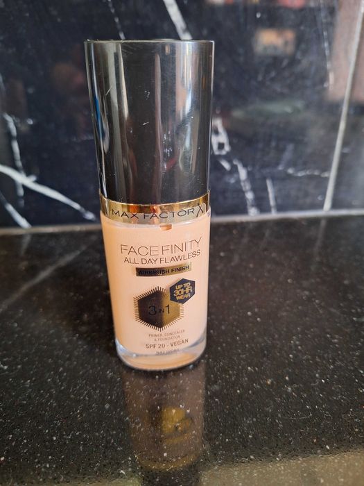 Podkład Max Factor Facefinity Ivory