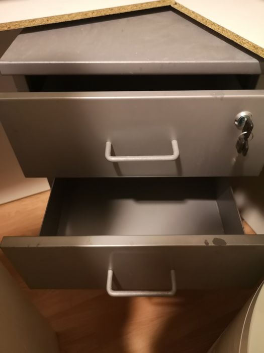 Módulo arquivo com rodas