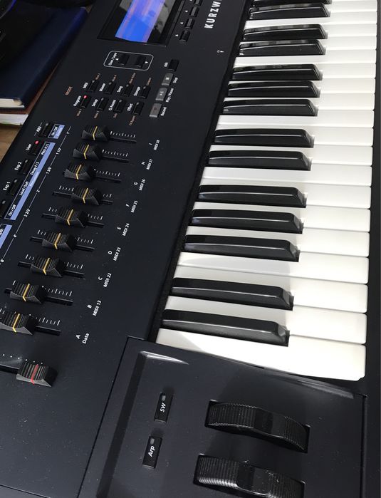 Kurzweil PC-361 Performance controller