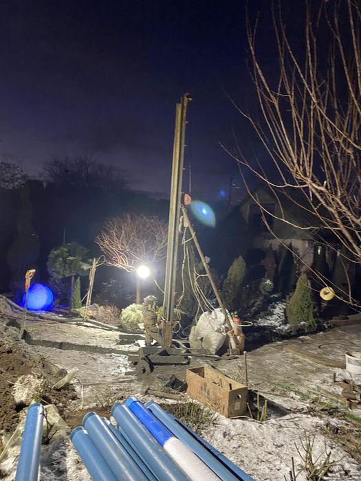 Обслуговування / ремонт та монтаж свердловина на воду в будь-яку пору