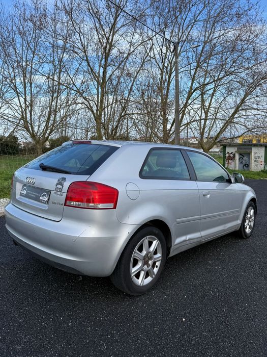 Audi A3 1.6 tdi 105cvs