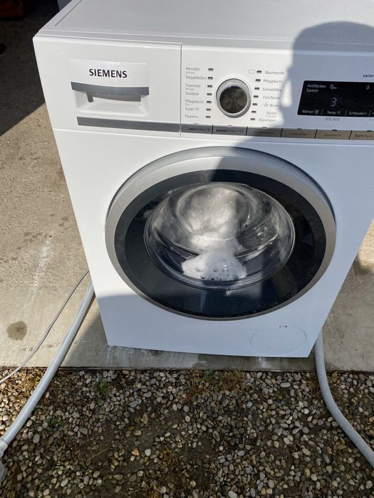 Pralka automatyczna Siemens IQ700.