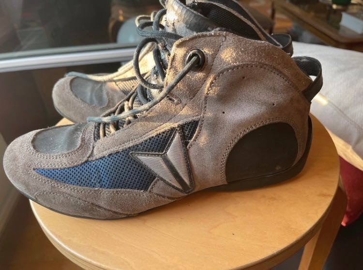 Bota tênis mota Dainese