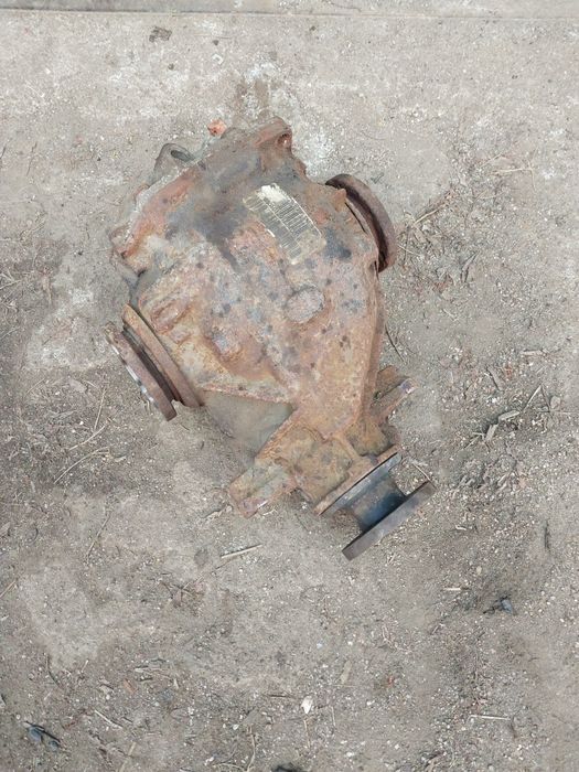 Dyfer dyferencjał tylny most bmw e46 e 46 2.3 2.5 2.8 benzyna 3.23
