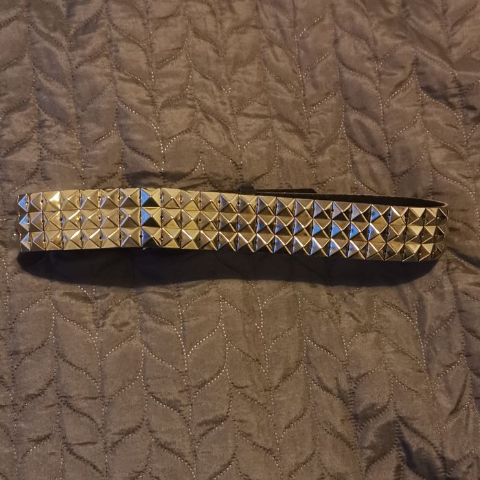 Szeroki pas z ćwiekami - nowy