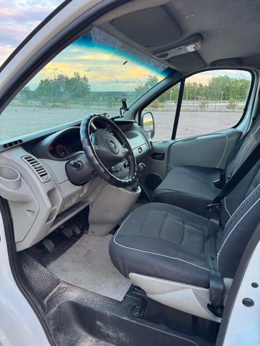 Opel Vivaro 2.0 tdi 2014