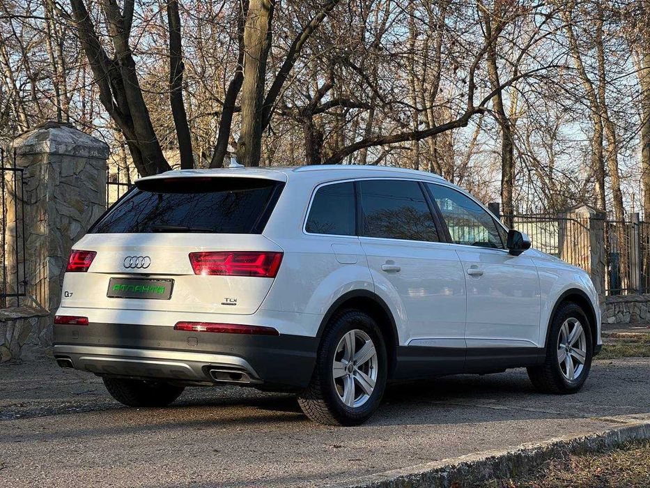 Audi Q7 2017 Офiцiал