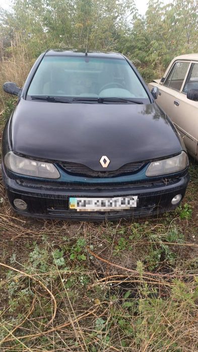 Крыло четверть правая бампер дачия логан седан рено  RENAULT LOGAN MCV лагуна 1 2