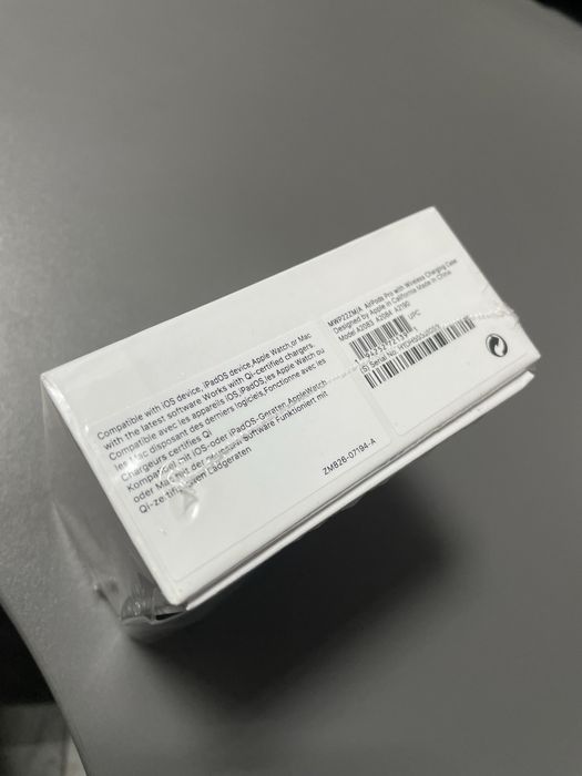 Безпровідні навушники