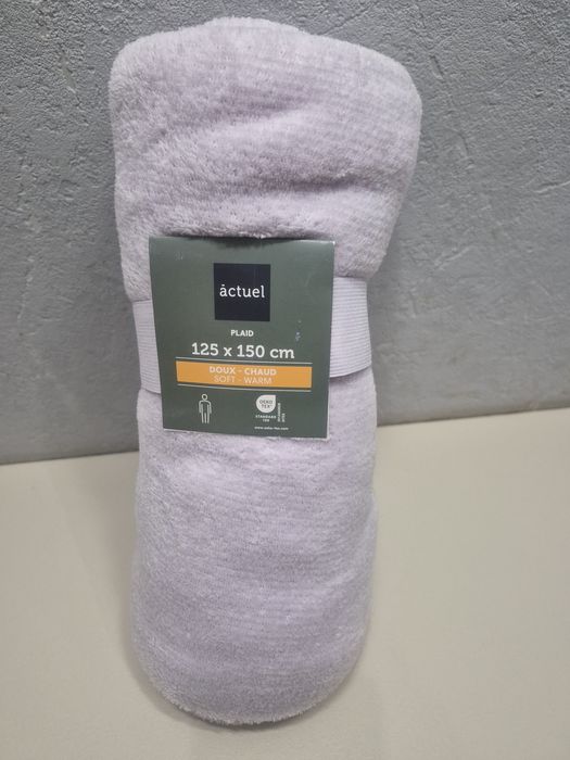 Nowy koc-pled.Milutki i ciepły.