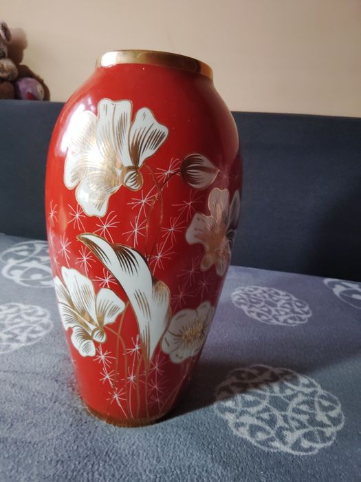 Wazon porcelanowy Chodzież 32cm