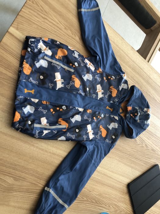 Куртка ,ветровка