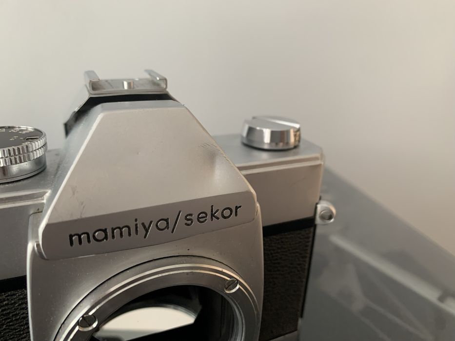 Lustrzanka Analogowa Mamiya Sekor 500TL