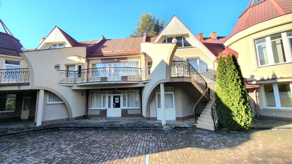 ПРОДАЖ КОМЕРЦІЙНОГО приміщення-комплексу в центральн. частині Мукачева