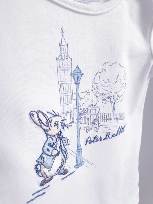 Białe haftowane body Peter Rabbit 56 62