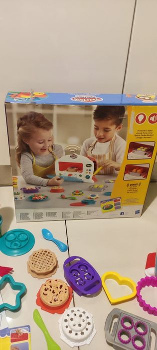 Ciastolina Play - Doh Magiczny Piekarnik