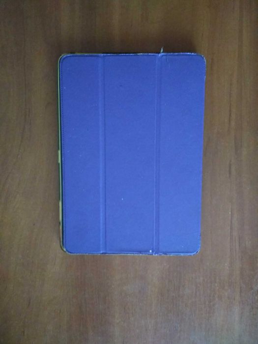 Планшет Samsung Galaxy Tab Pro, диагональ 10,1" с чехлом