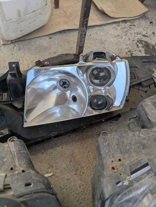 Фары Ауди а6с4 бу